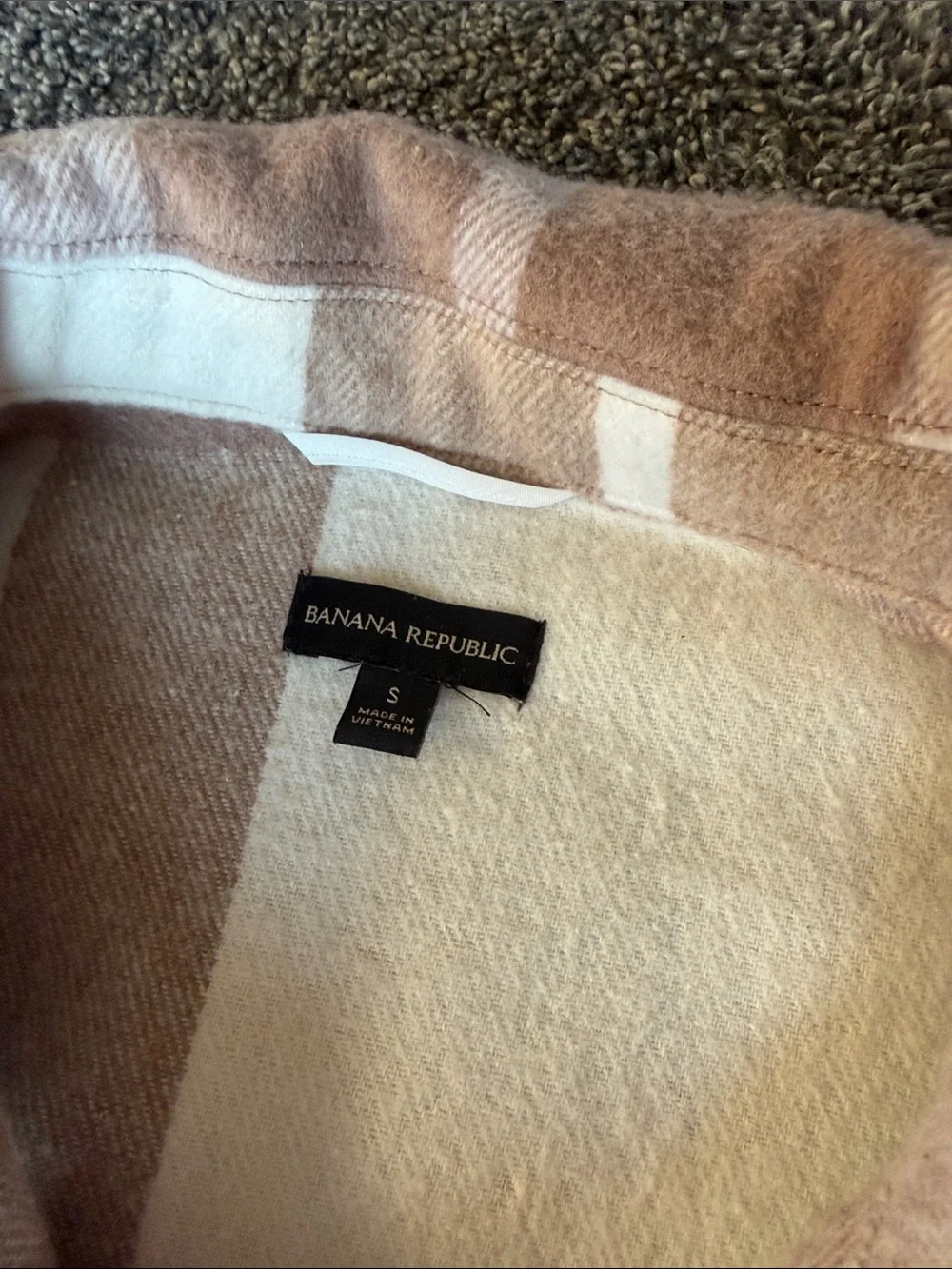 Banana Republic Girls Plaid Shacket in Cream & Tan